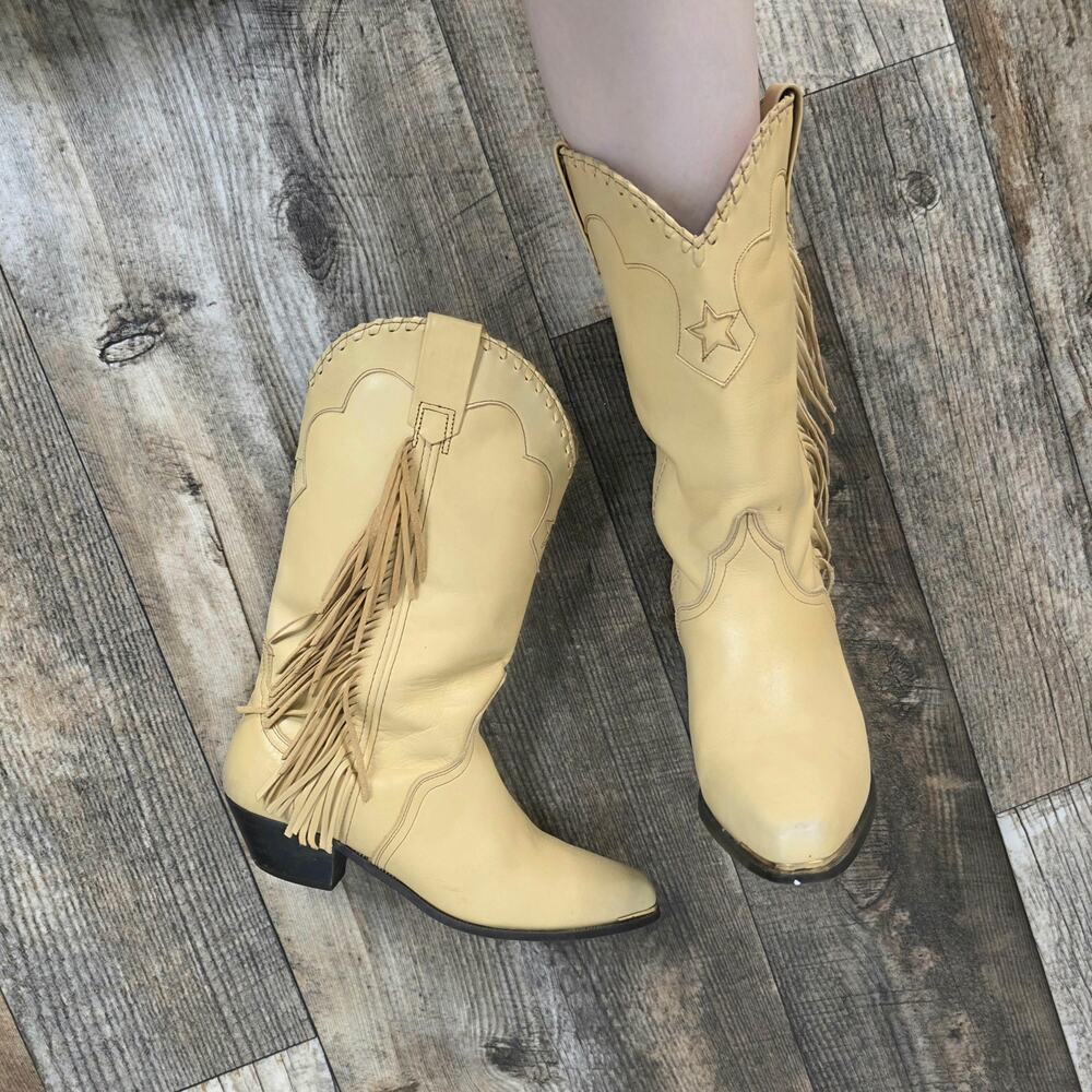 Vintage Acme Fringe Cowboy Boots Cream Leather Star Metal Toe Tips